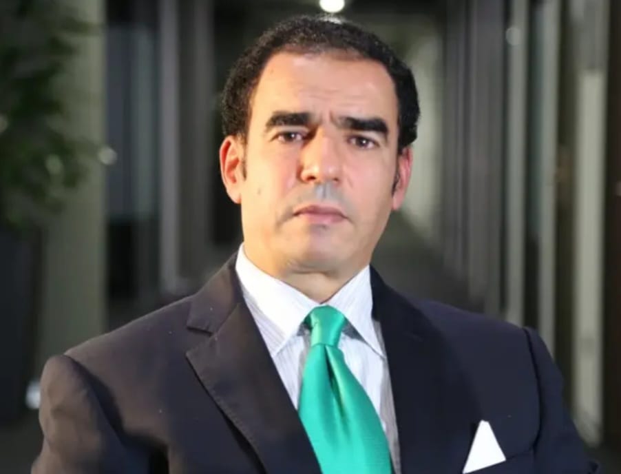 ذ. عبد الله مشنون - كاتب صحفي مقيم بإيطاليا