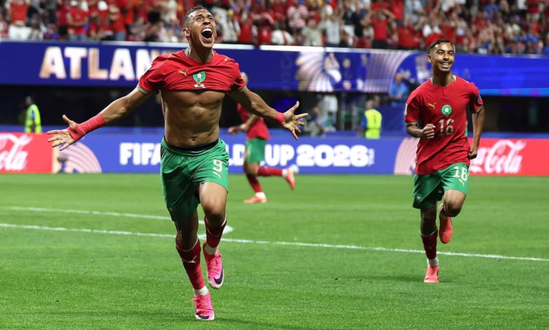 سفيان رحيمي (يسار) يحتفل بهدفه خلال مباراة المغرب وهايتي (4-2) يوم 25 يونيو 2026 في نهائيات كأس العالم 2026، على ملعب مرسيدس بنز، في أتلانتا، الولايات المتحدة. © Xinhua/Icon Sport